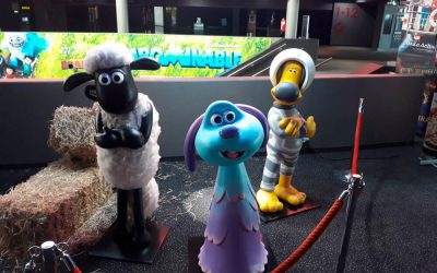 Construimos esculturas de porexpan para el estreno de Granjaguedon.