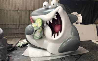 Corpóreo para el chiringuito tibu-ron.