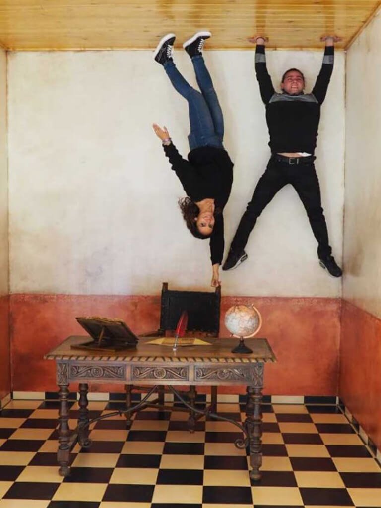Decorado Museo Iluziona de Toledo niños