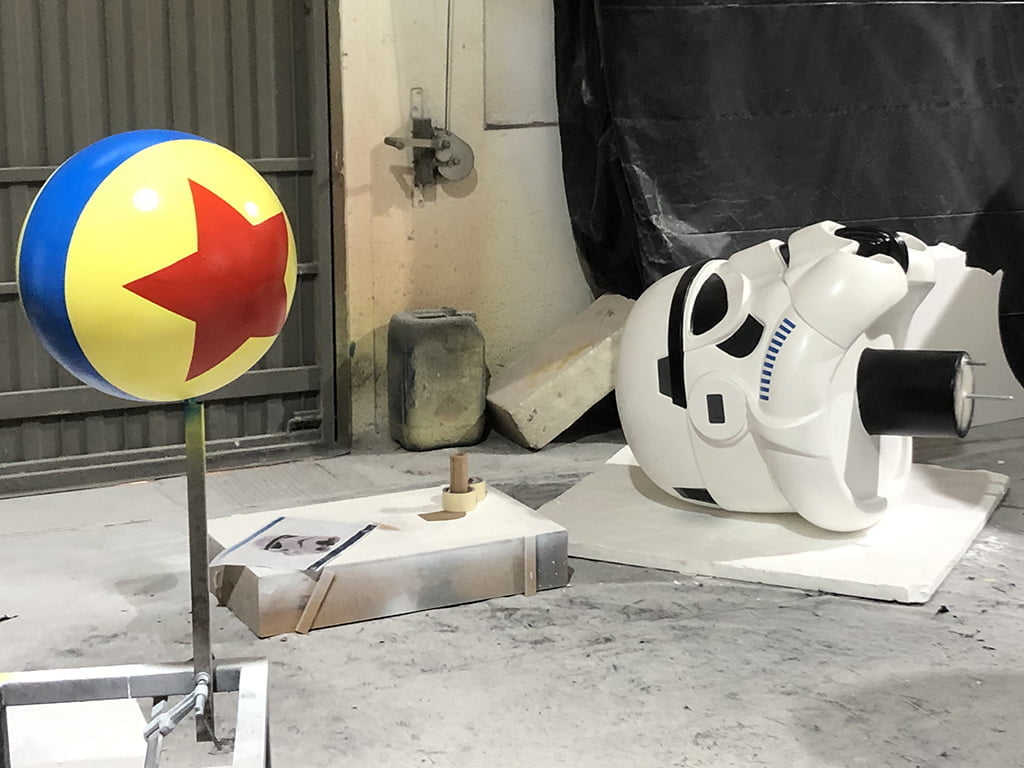 Disney street marketing andorra la bella 44 Fabricación espada laser<br />