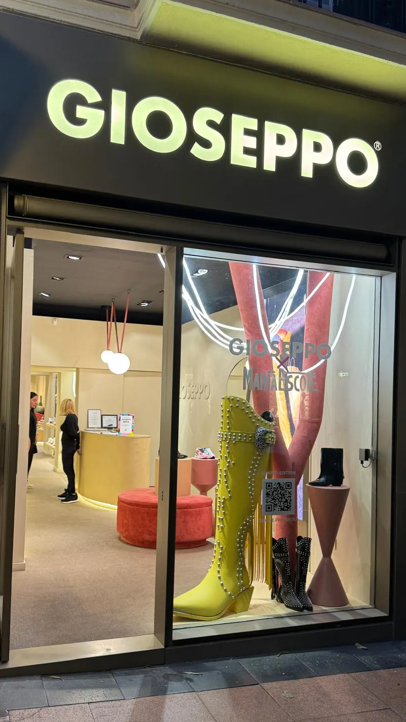 Decoración de escaparates con porexpan