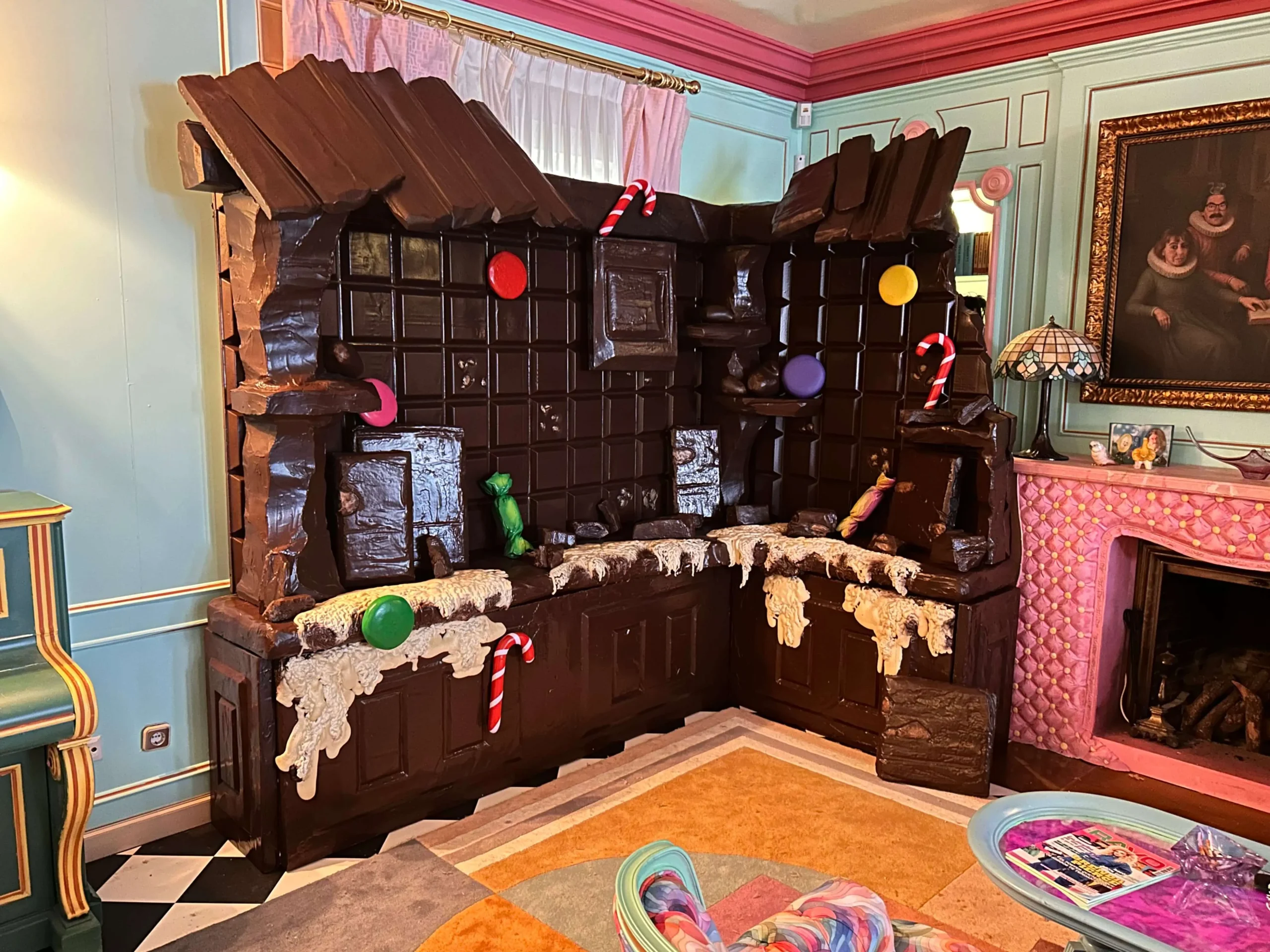 Casita de chocolate en Rafaela y su loco mundo 2